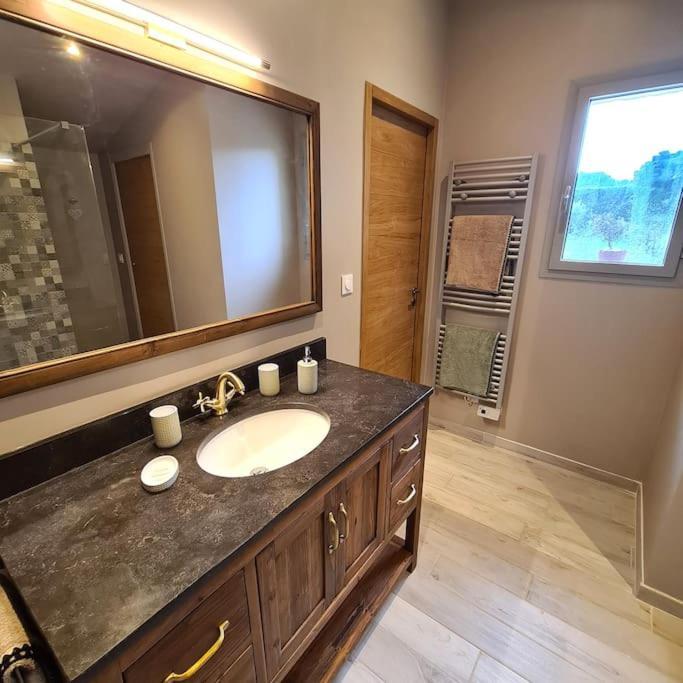 Mazet Independant Pour 2 Personnes A St Remy Holiday home