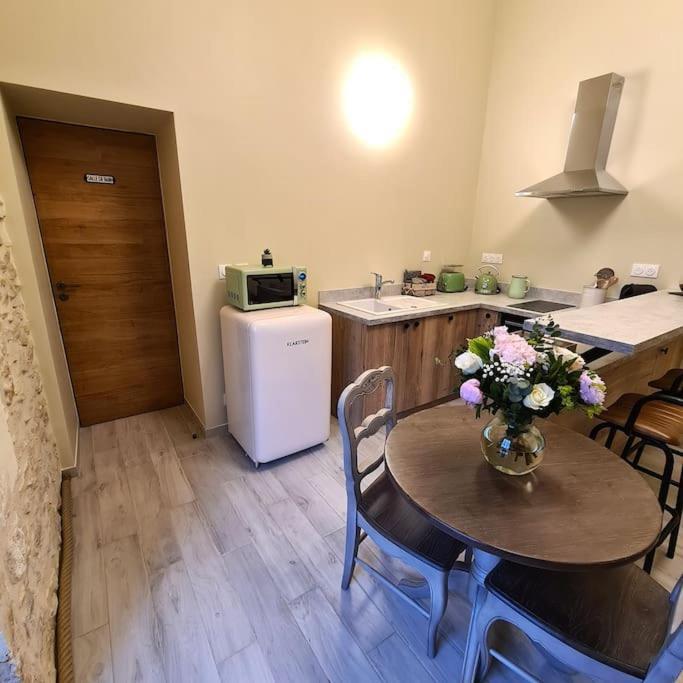 Mazet Independant Pour 2 Personnes A St Remy Vakantiehuis Saint-Rémy-de-Provence