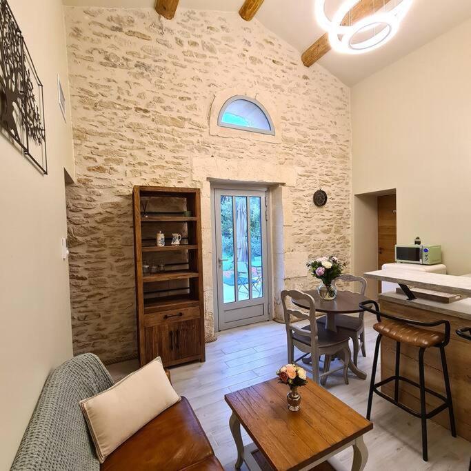 Mazet Independant Pour 2 Personnes A St Remy Vakantiehuis Saint-Rémy-de-Provence