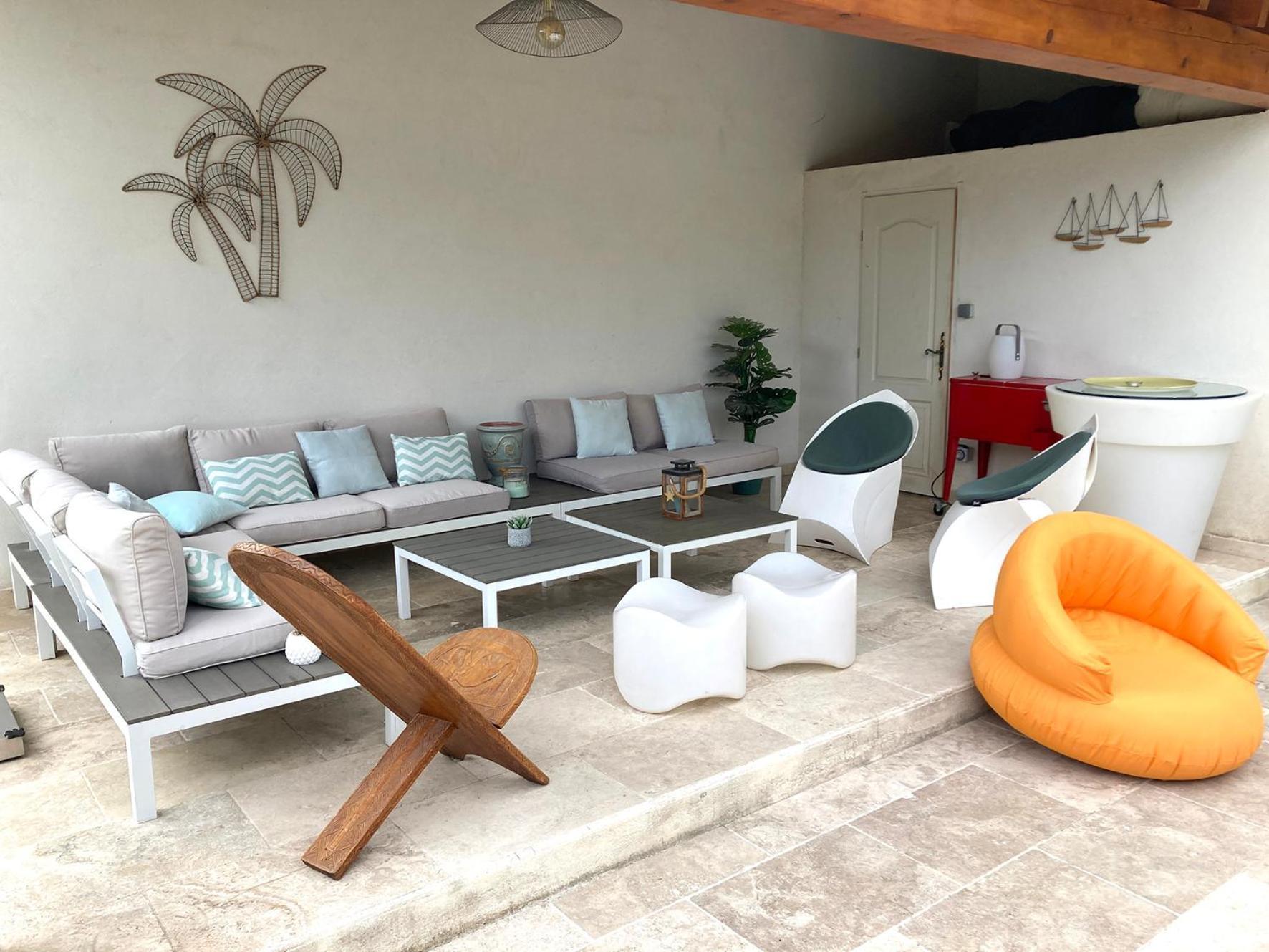 Mazet Independant Pour 2 Personnes A St Remy Vakantiehuis